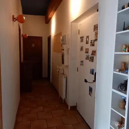 Homestay Chez L'habitant, For Rent At Host's *